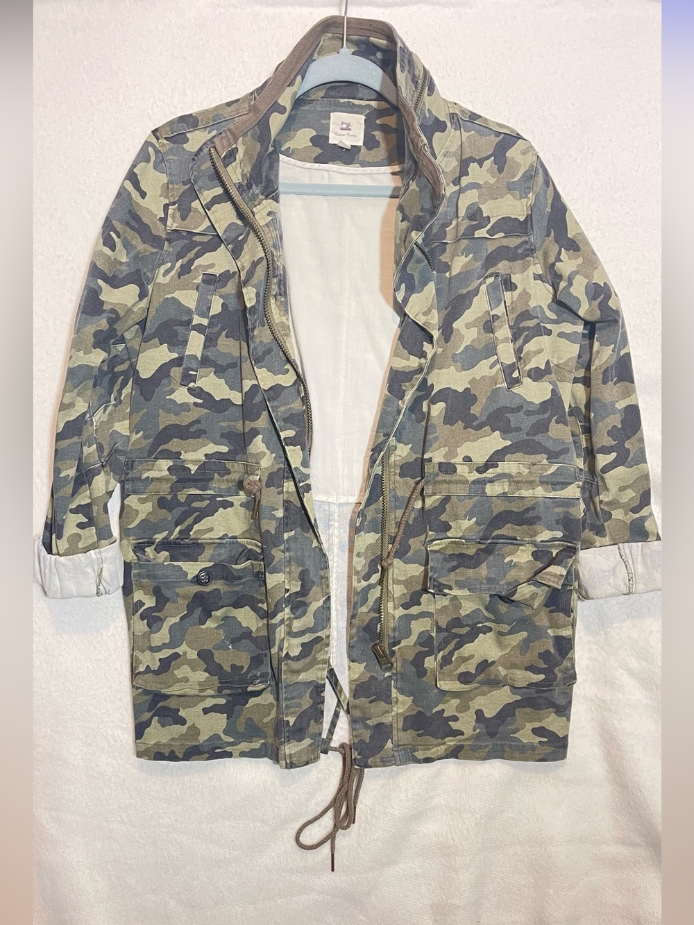 Cotton Candy Camouflage Jacket in Green & Olive